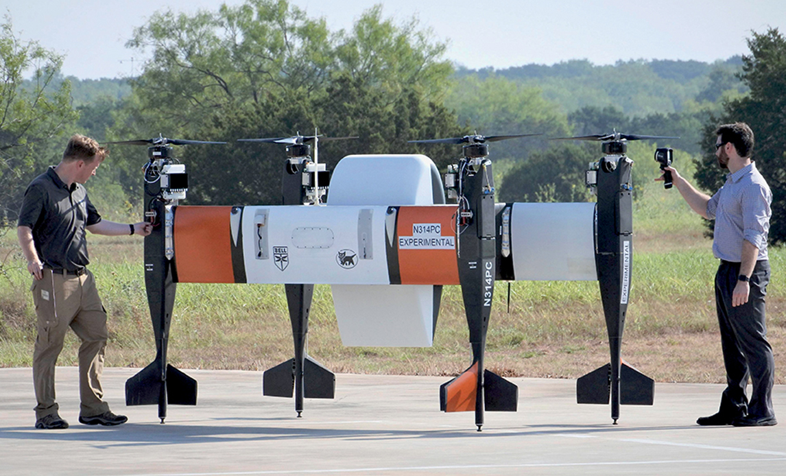 :] Det amerikanske firma Bell producerer Autonomous Pod Transport (ATP), der kan transportere to gange max. 30 kilo og droppe dem fra lav højde. Foto: Ritzau Scanpix.