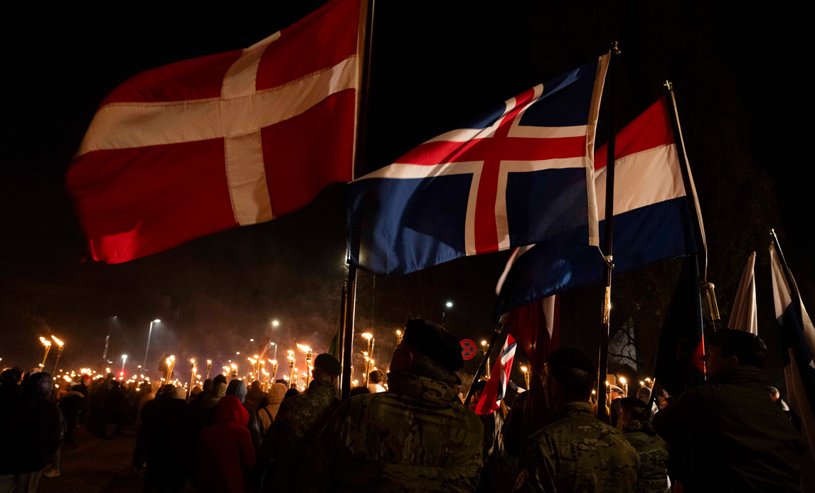 Danmark deltog i fakkelmarch genne Leipaja til ære for de lettiske soldater, der kæmpede for landets selvstændighed.