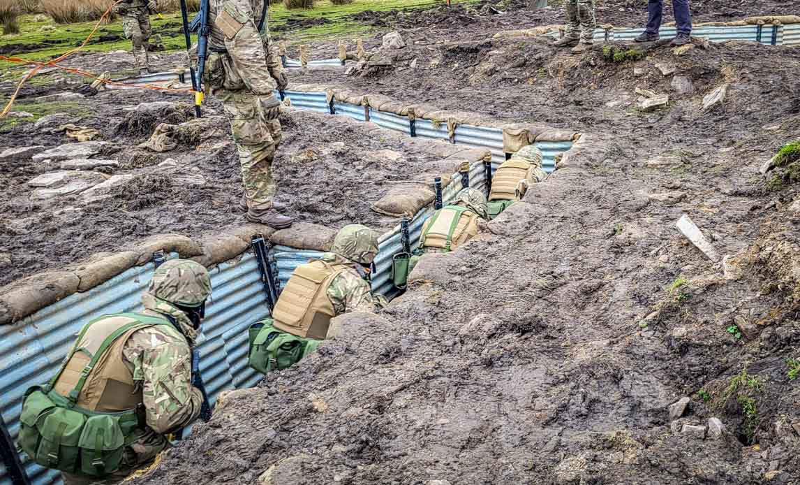 Ukrainske soldater renser løbegang
