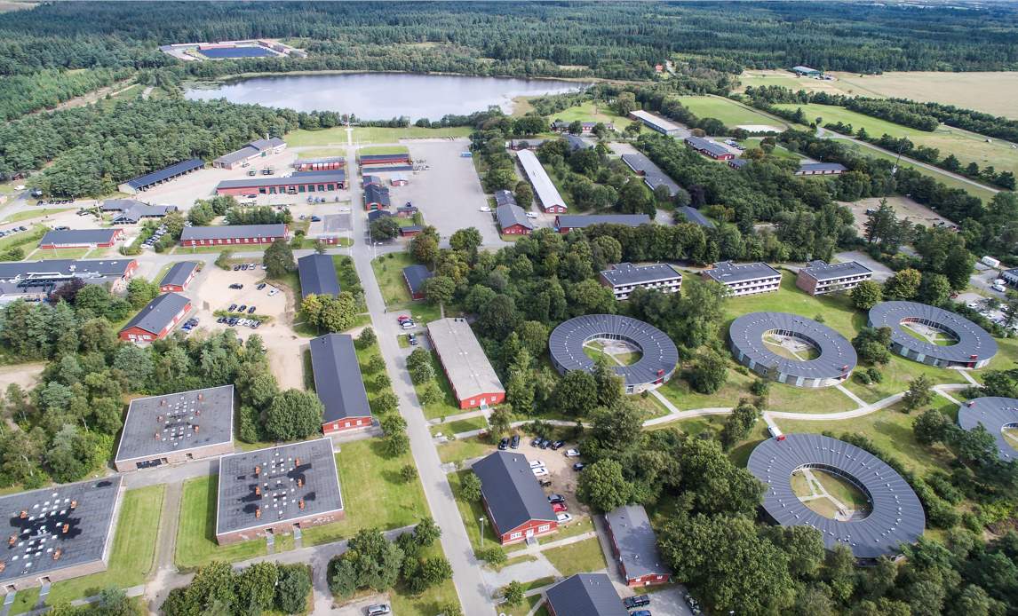 Oksbøl Kaserne set fra luften