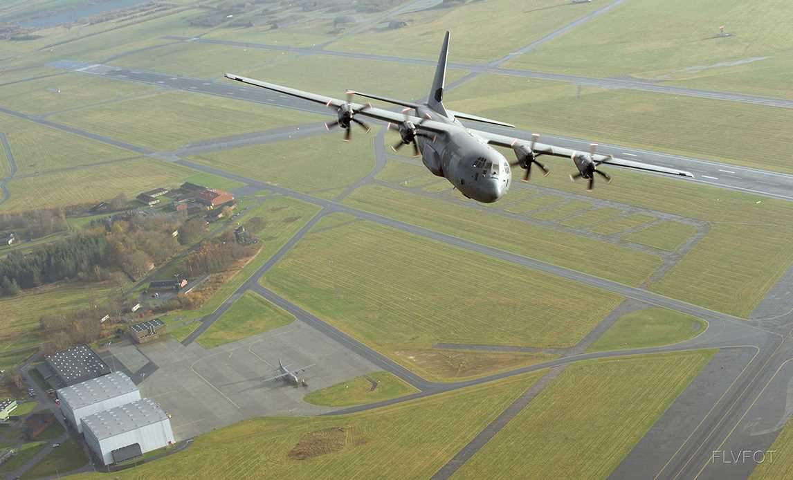 C-130 over Flyvestation Aalborg