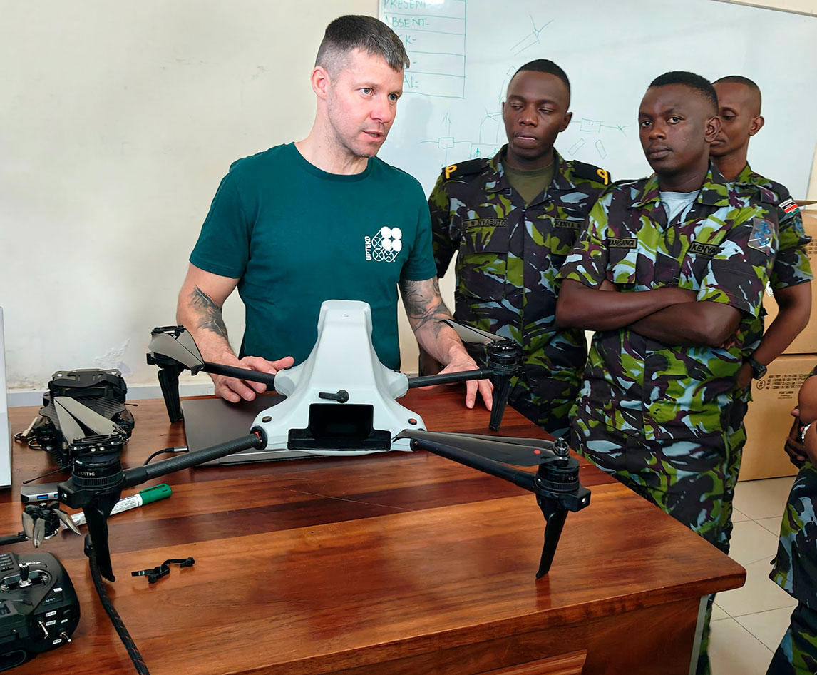 Benjamin Meinertz fra UPTEKO fortæller om en af dronetyperne