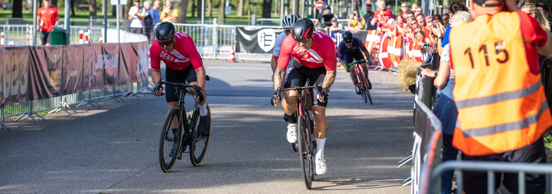 Kenneth Hyldtoft og Kasper Holm vinder cykelløb ved Invictus Games